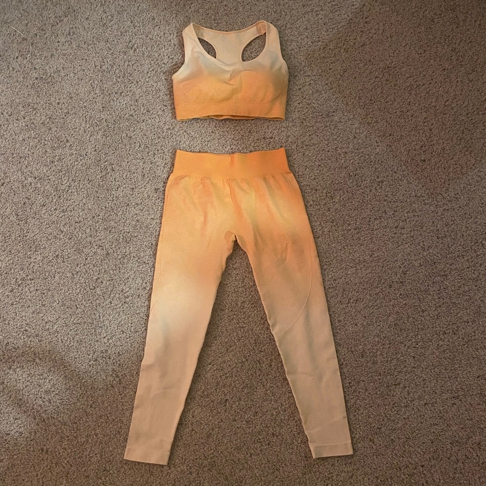 Halara Support Racerback Sports Bra and High Rise Leggings Set Size L Orange